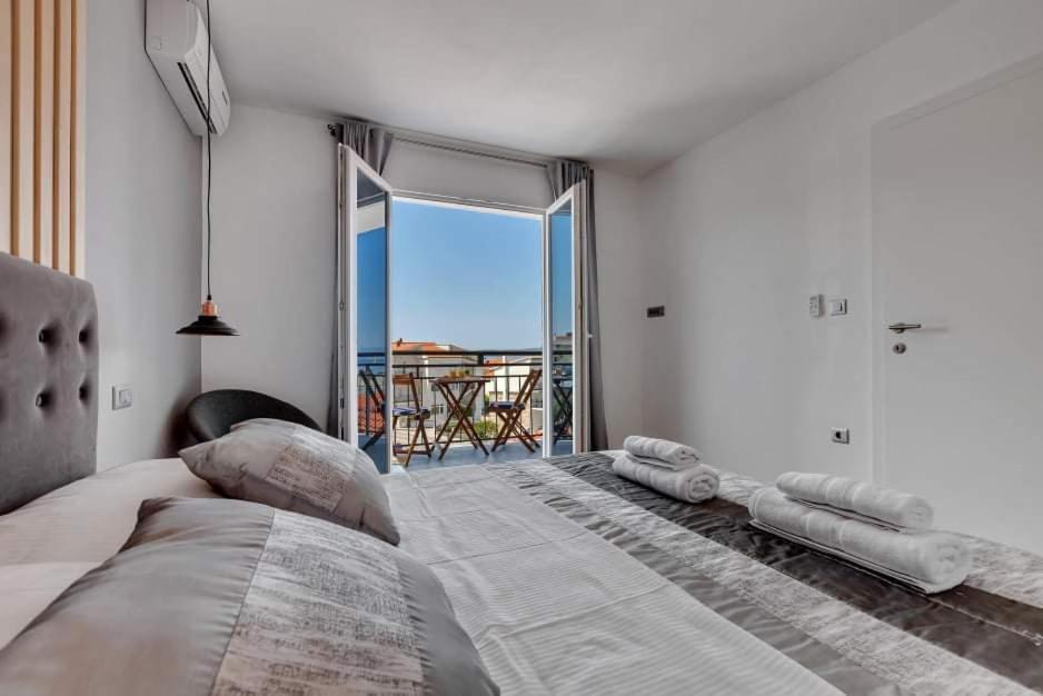 Apartments Rose Baška Voda Eksteriør bilde