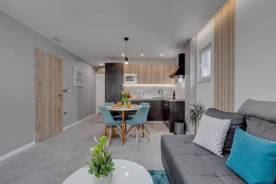 Apartments Rose Baška Voda Eksteriør bilde
