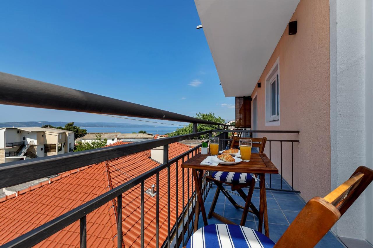 Apartments Rose Baška Voda Eksteriør bilde