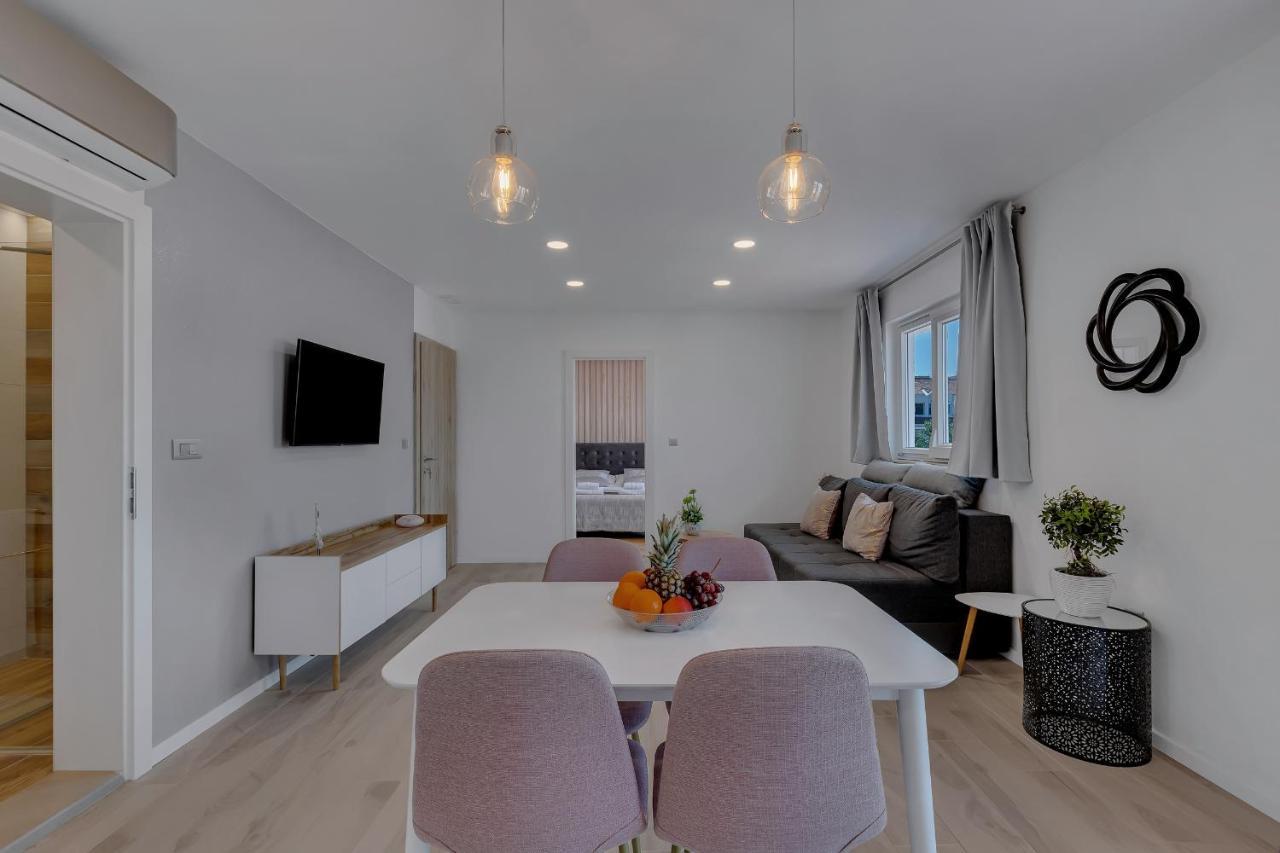 Apartments Rose Baška Voda Eksteriør bilde